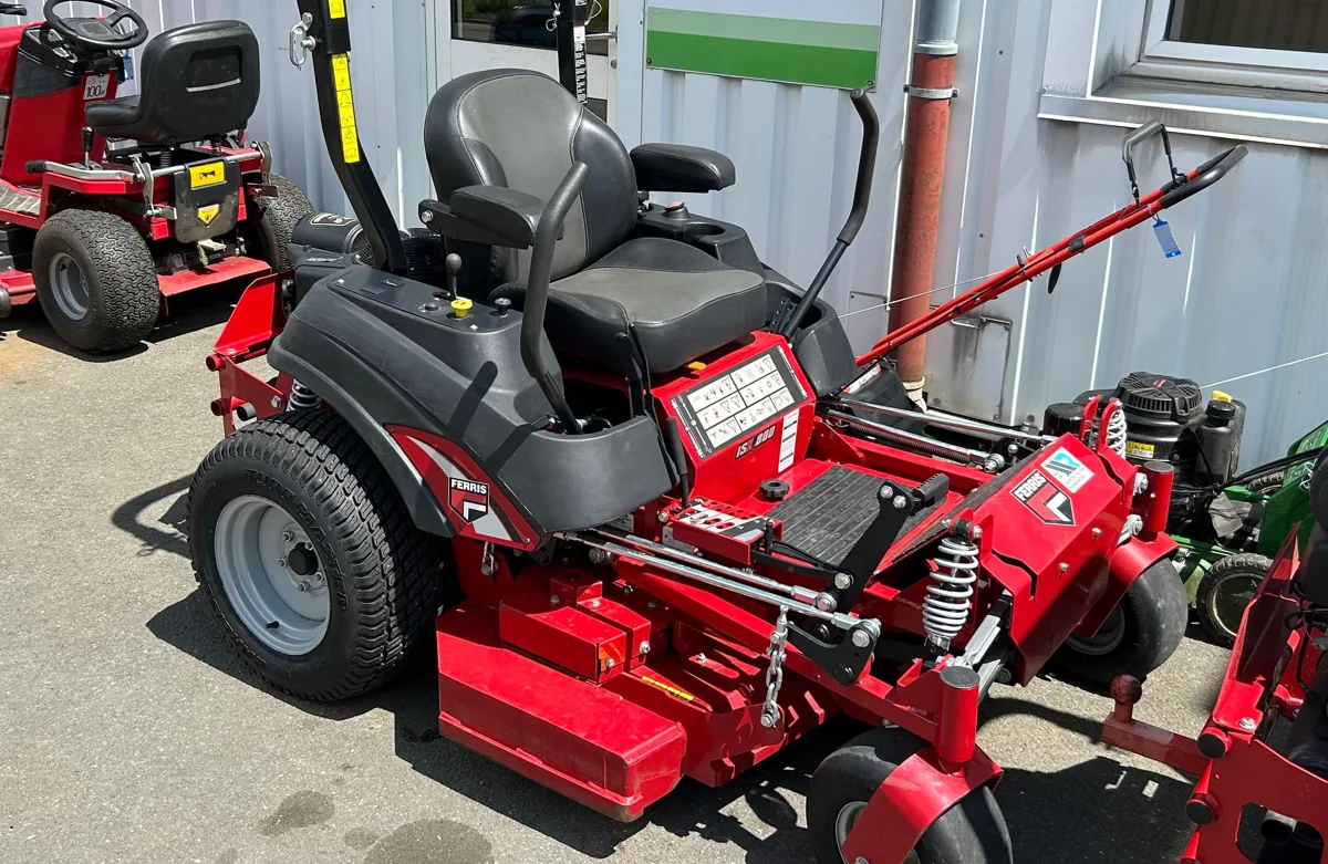 Ferris ISX 800 Aufsitzmäher
