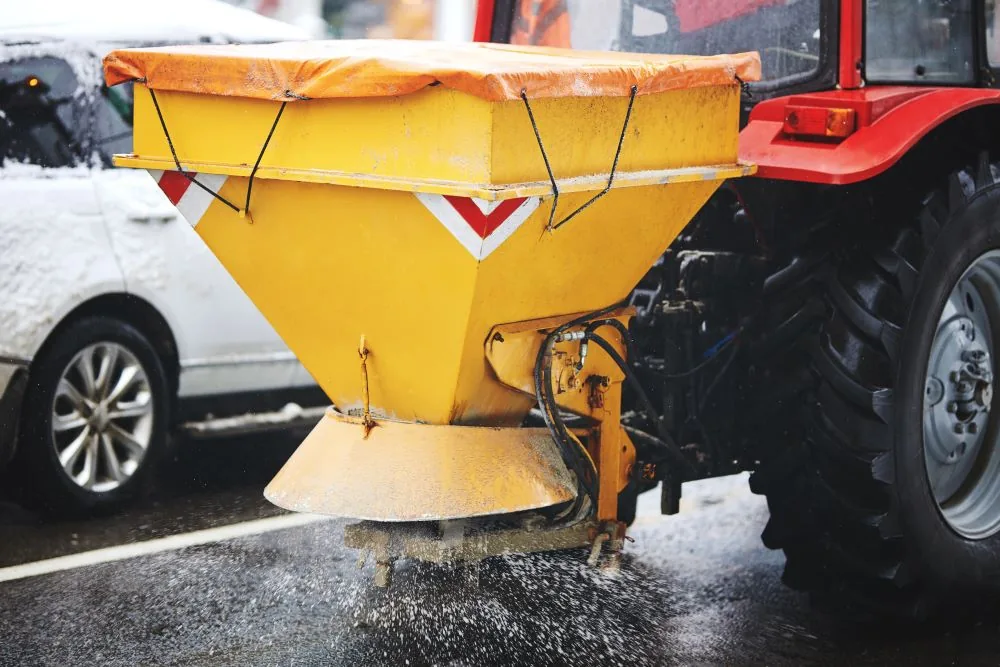 Streugutbeseitigung nach dem Winter – wer ist verantwortlich?